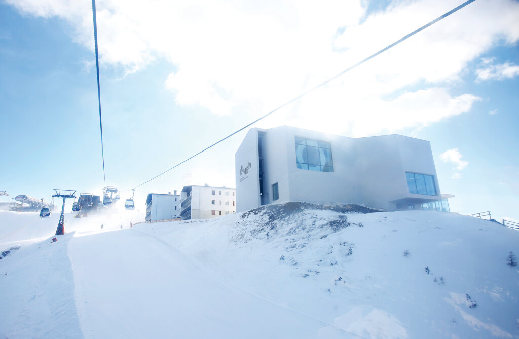 Das Haus für Bergfotografie ist jetzt das zweite Museum am Kronplatz in Bruneck: Es dient in erster Linie dazu, den Sommertourismus anzukurbeln. Foto: Alexander Alber