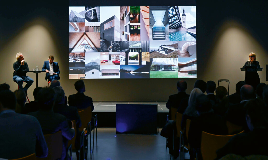 Die mit Spannung erwartete Prämierung im Noi-Techpark. Foto: Othmar Seehauser