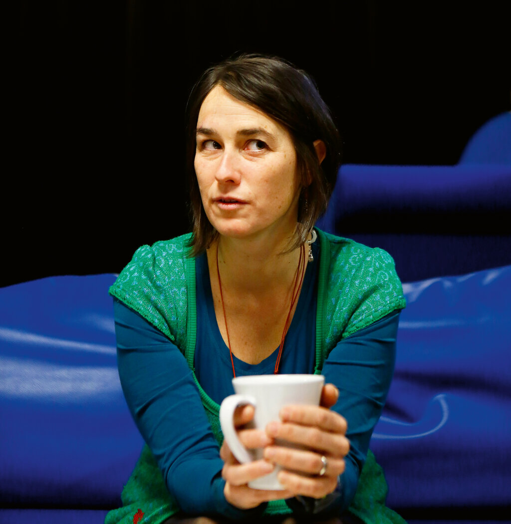 Im Jugendzentrum Papperlapapp in Bozen arbeitet Ulrike Huber seit zwölf Jahren als Sozialpädagogin. Foto: Alexander Alber