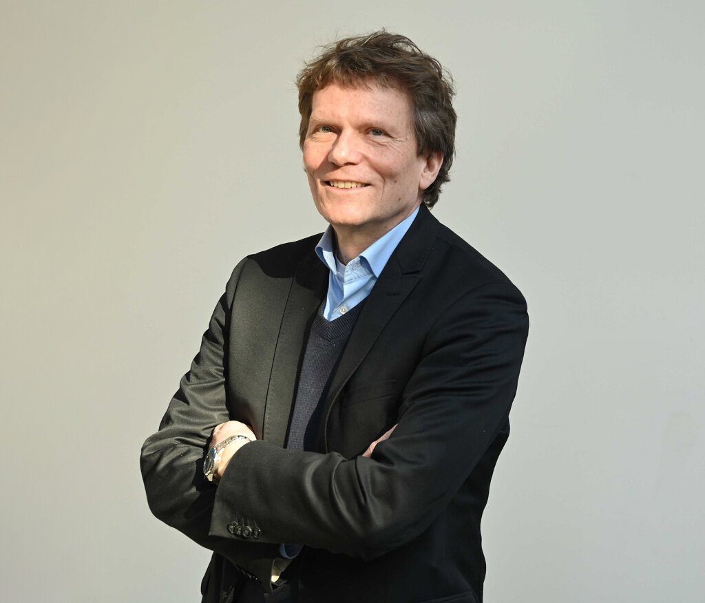 Hartmut Rosa (60, sein wichtigstes Werk ist „Resonanz. Eine Soziologie der Weltbeziehung“, erschienen bei Suhrkamp) ist Professor für Soziologie an der Universität Jena und einer der gefragtesten Intellektuellen, wenn es darum geht, unsere Zeit zu analysieren. Im November war er in Südtirol. Foto: Archiv