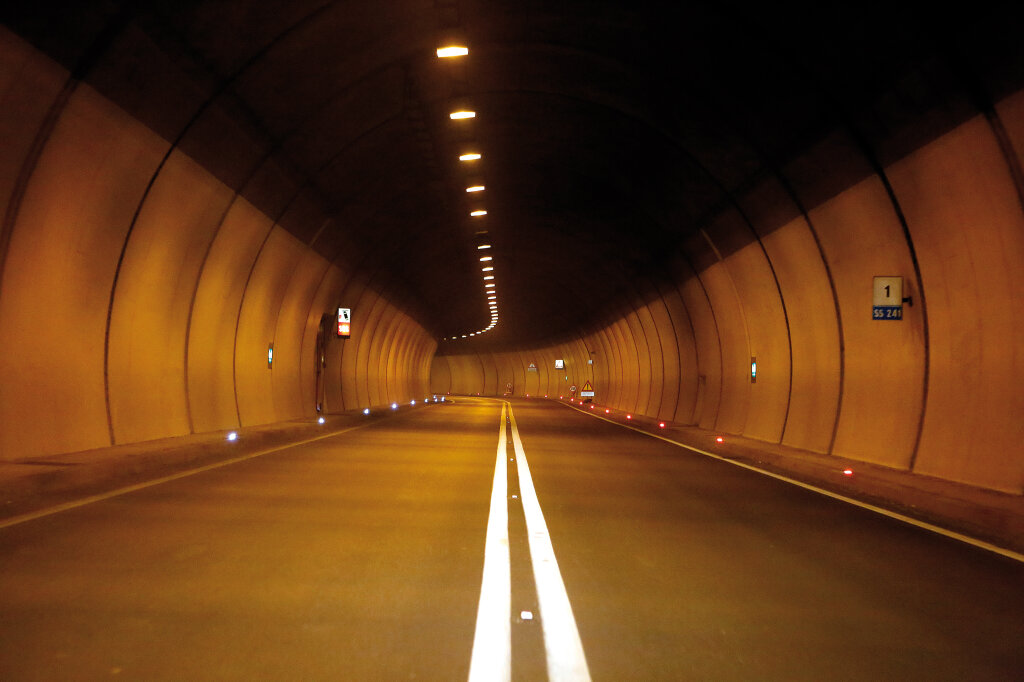 Projekte oder bloß Papierprojekte: So wie hier nach St. Jakob soll Bozen in Zukunft mithilfe von Tunnels vom Verkehr befreit werden. Foto: Alexander Alber