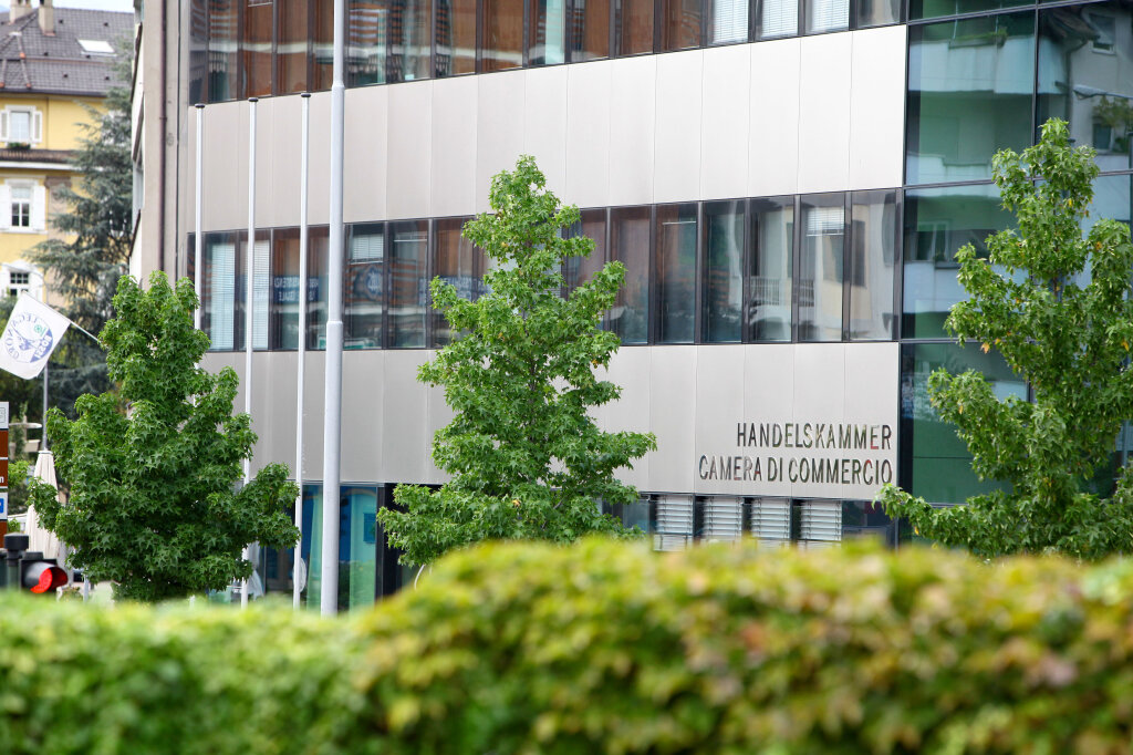 In der Handelskammer hat man sich die Förderungen für die Südtiroler Wirtschaft angeschaut. Ergebnis: sehr üppig. Foto: Archiv