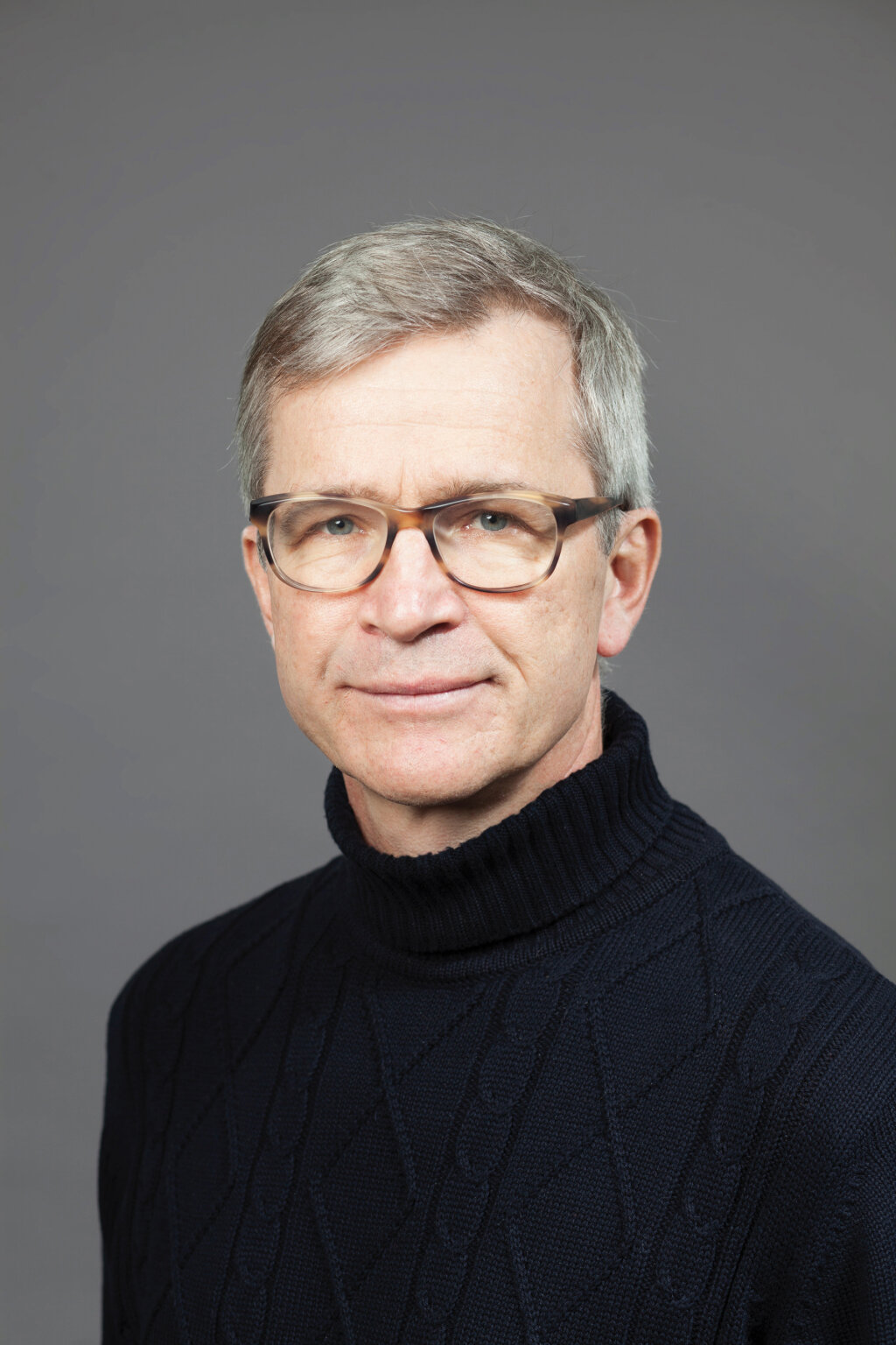 Ulrich Ladurner, 57, gebürtig aus Meran, ist seit 1999 Auslandsredakteur der Wochenzeitung Die Zeit. Der studierte Politikwissenschaftler berichtete über einen längeren Zeitraum aus den Krisengebieten Irak und Iran, Afghanistan und Pakistan. Seit 2016 leitet er das Europabüro der Zeit in Brüssel. Foto: Privat