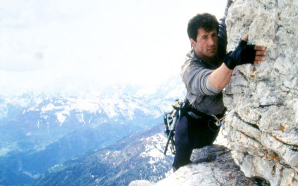 Sylvester Stallone im Actionfilm „Cliffhanger“: Jetzt soll mit ihm Teil zwei „in den Südtiroler Alpen“ gedreht werden. Foto: Archiv