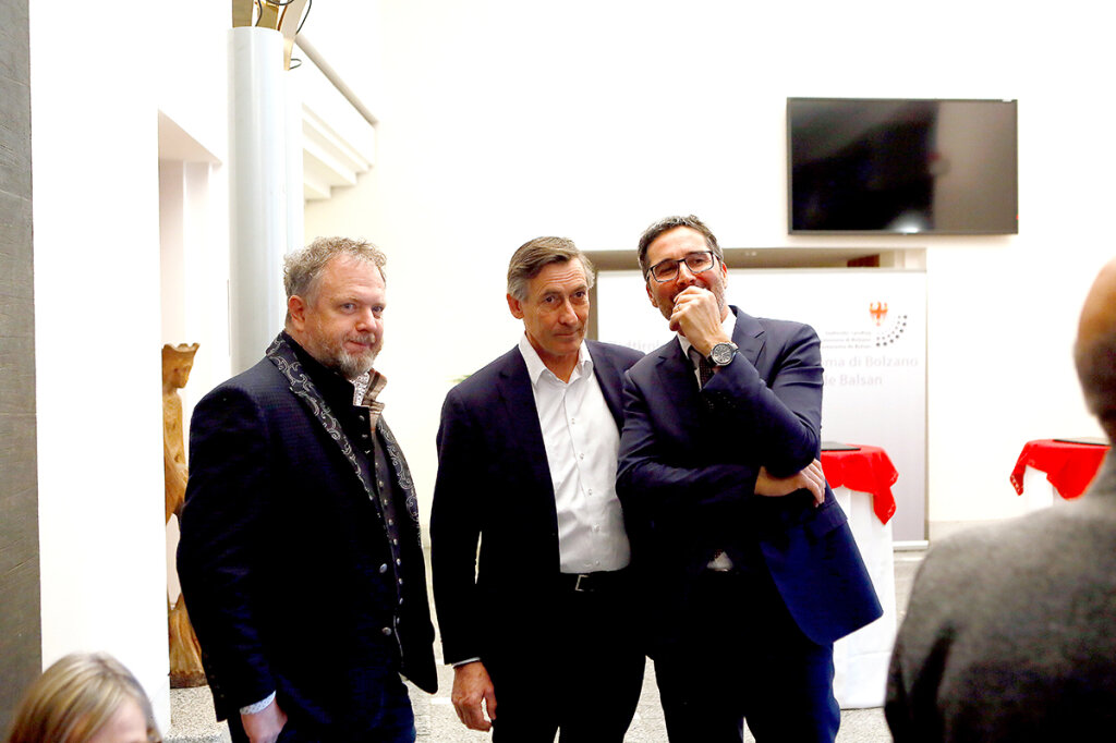 Bild aus besseren SVP-Tagen (von links): Gert Lanz, Thomas Widmann, Arno Kompatscher. Foto: Alexander Alber