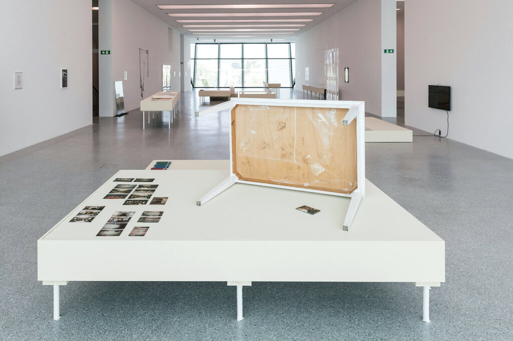 Gängigen Zuschreibungen entzogen: Arbeit von Marion Baruch (1929 geboren) in der aktuellen Ausstellung im Museion. Foto: Luca Meneghel