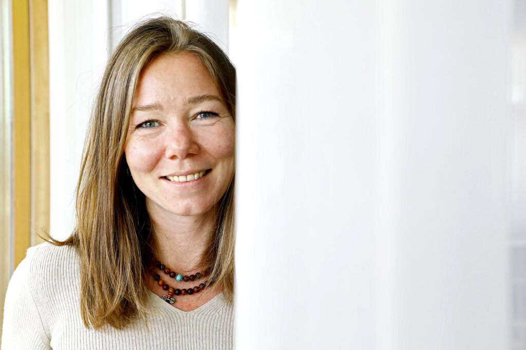 Fünf Jahre lang arbeitete Stephanie Höcker als Designerin bei Adidas. Dann der Schritt hinaus aus der Modeindustrie. Sie habe gemerkt: Nachhaltigkeit und Industrie gehen nicht zusammen. Foto: Alexander Alber
