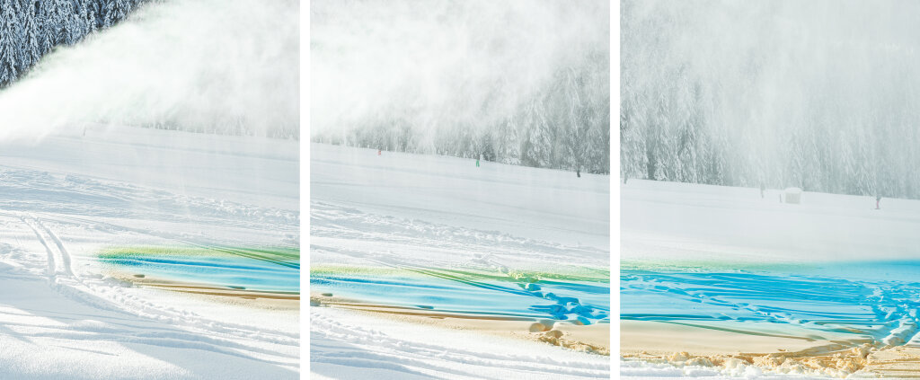 Kunstaktion am Karerpass von Walter Niedermayr und Philipp Messner: Erst die Kunst entlarvt den Schnee als künstlich. Foto: Walter Niedermayr, Philipp Messner KUNSTSCHNEE 9, 2014 Courtesy Galerie Nordenhake Berlin/Stockholm