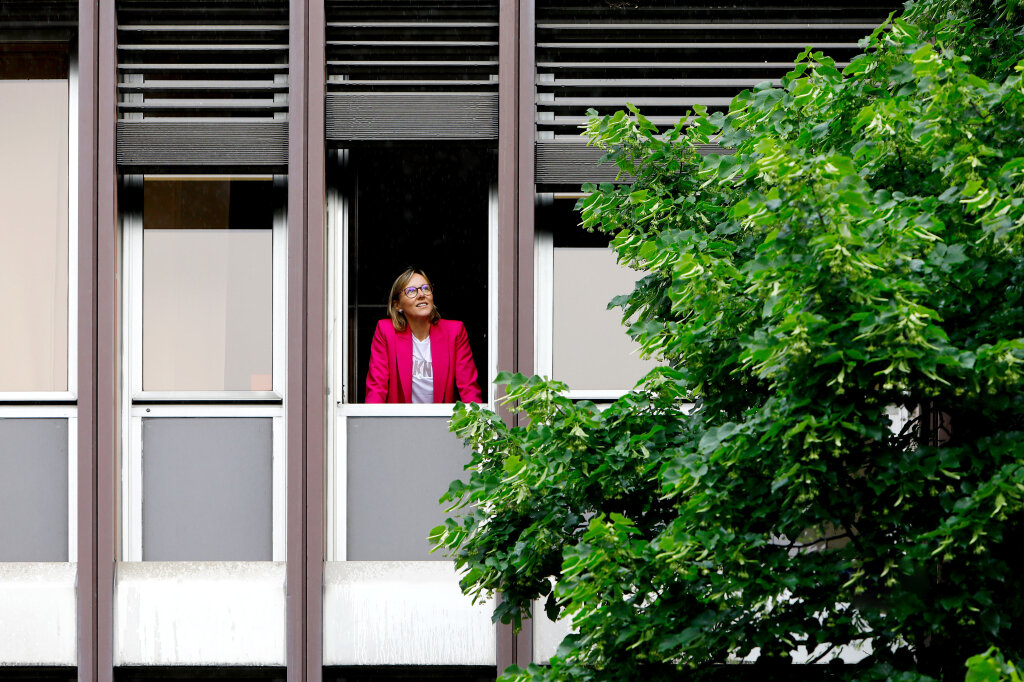 „Ich möchte“, sagt die SVP-Politikerin Magdalena Amhof, „viel mehr Europa hinaustragen – in die Schulen, auf die Plätze und Straßen.“ Foto: Alexander Alber