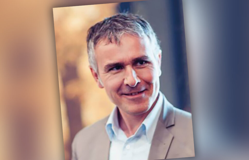 Mauro Stoffella, 48, aus Gries/Bozen leitet den Bereich Kommunikation beim Handels- und Dienstleistungsverband Südtirol. Foto: Privat