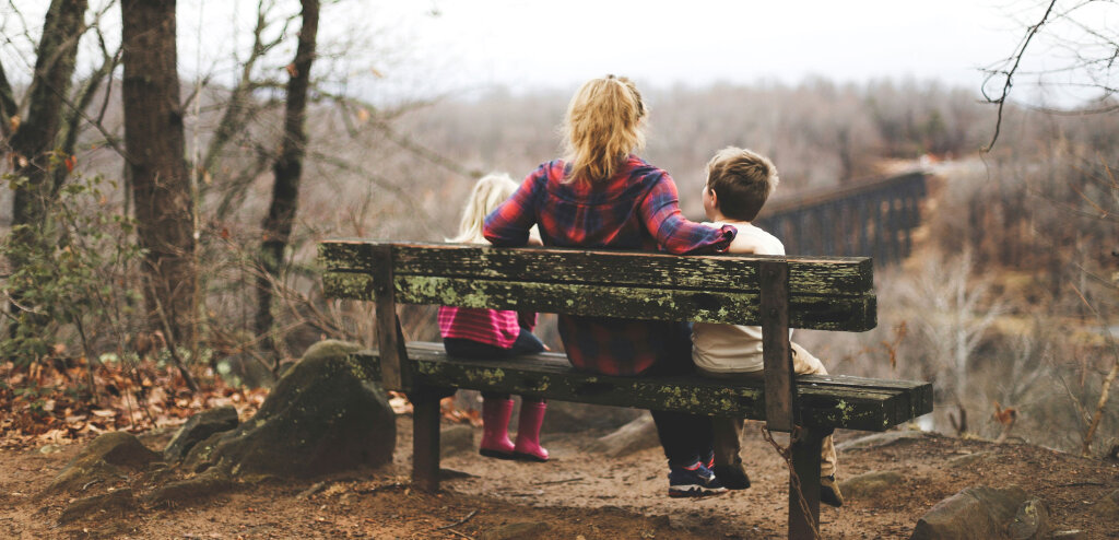 Fallen oft durchs Raster: Die Alleinerziehenden hat meist niemand auf dem Zettel, wenn man über Familien spricht. Foto: Unsplash