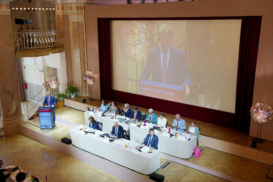 Dreierlandtag in Meran: Er sei „weit mehr als eine formale Plattform für Diskussion von Sachfragen“, sagt Arnold Schuler. Foto: Südtiroler Landtag/Werth