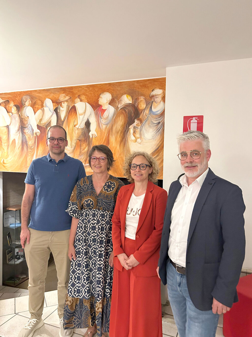 Eine Vorsitzende und ihre drei Stellvertreter: Hannes Unterhofer, Kunhilde von Marsoner, Gabriele Morandell und Andreas Pramstraller (im Bild von links). Foto: SVP/Soziale Mitte