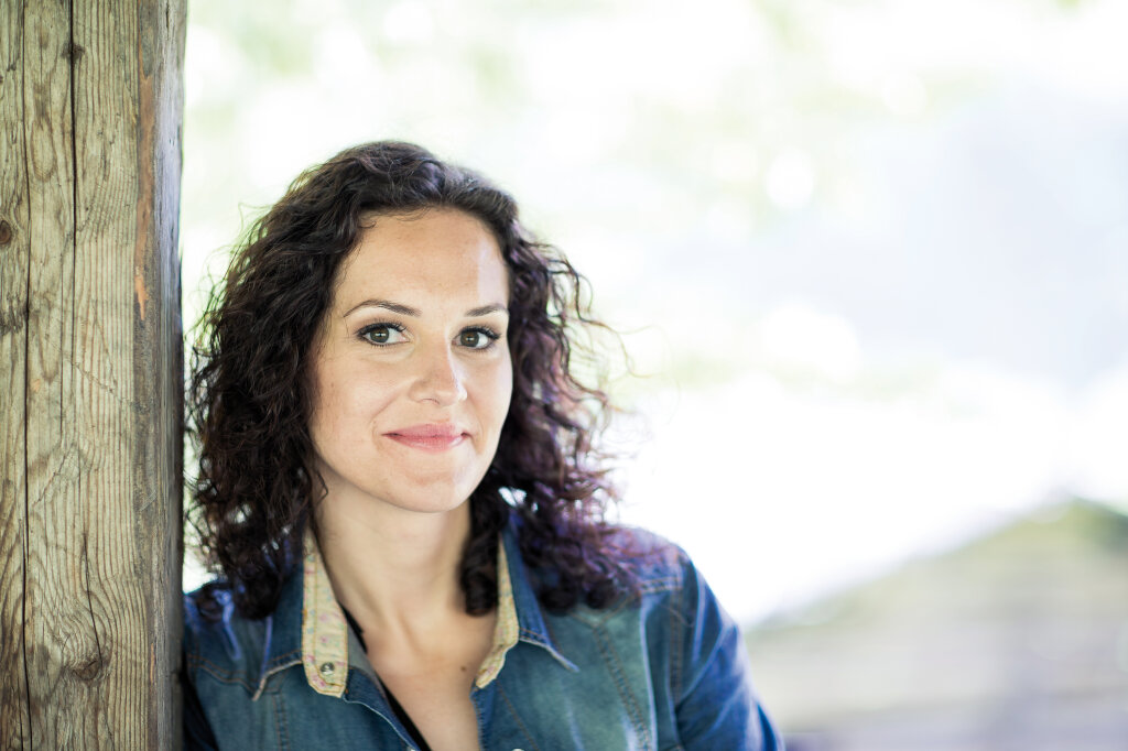 „In Südtirol halten mich Familie, Berge und gutes Essen.“ Evelin Lanthaler Foto: Florian Andergassen