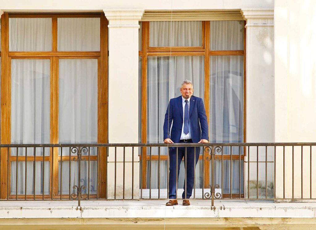 Alexander Steiner, Generaldirektor des Landes, sagt: „Wir müssen uns besser vernetzen, es gibt noch jede Menge Potenzial in der Zusammenarbeit.“ Foto: Alexander Alber