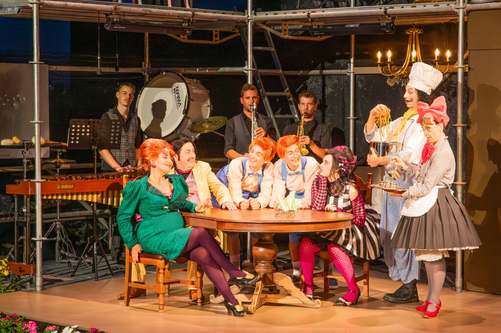 „Das Gespenst von Canterville“ bei den Schlossfestspielen Dorf Tirol: ziemlich auserzählte Geschichte. Foto: Karlheinz Sollbauer