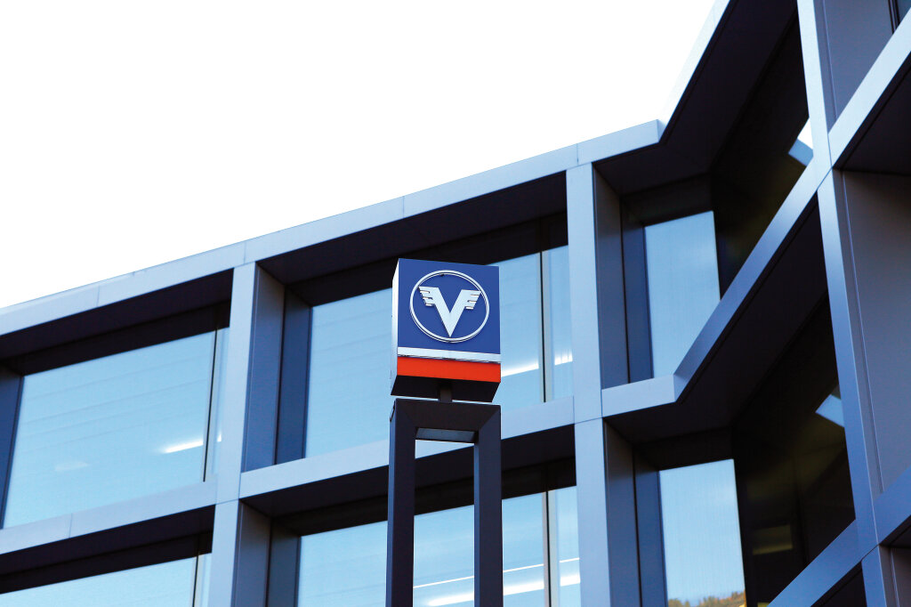 Volksbank-Halbjahresbilanz in historischem Tief: Minus 101,5 Millionen Euro: „Hat mit operativem Geschäft nichts zu tun.“ Foto: Alexander Alber