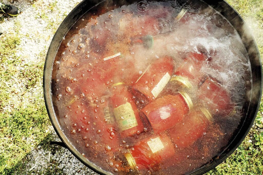 Passierte Tomaten Foto: Folio Verlag