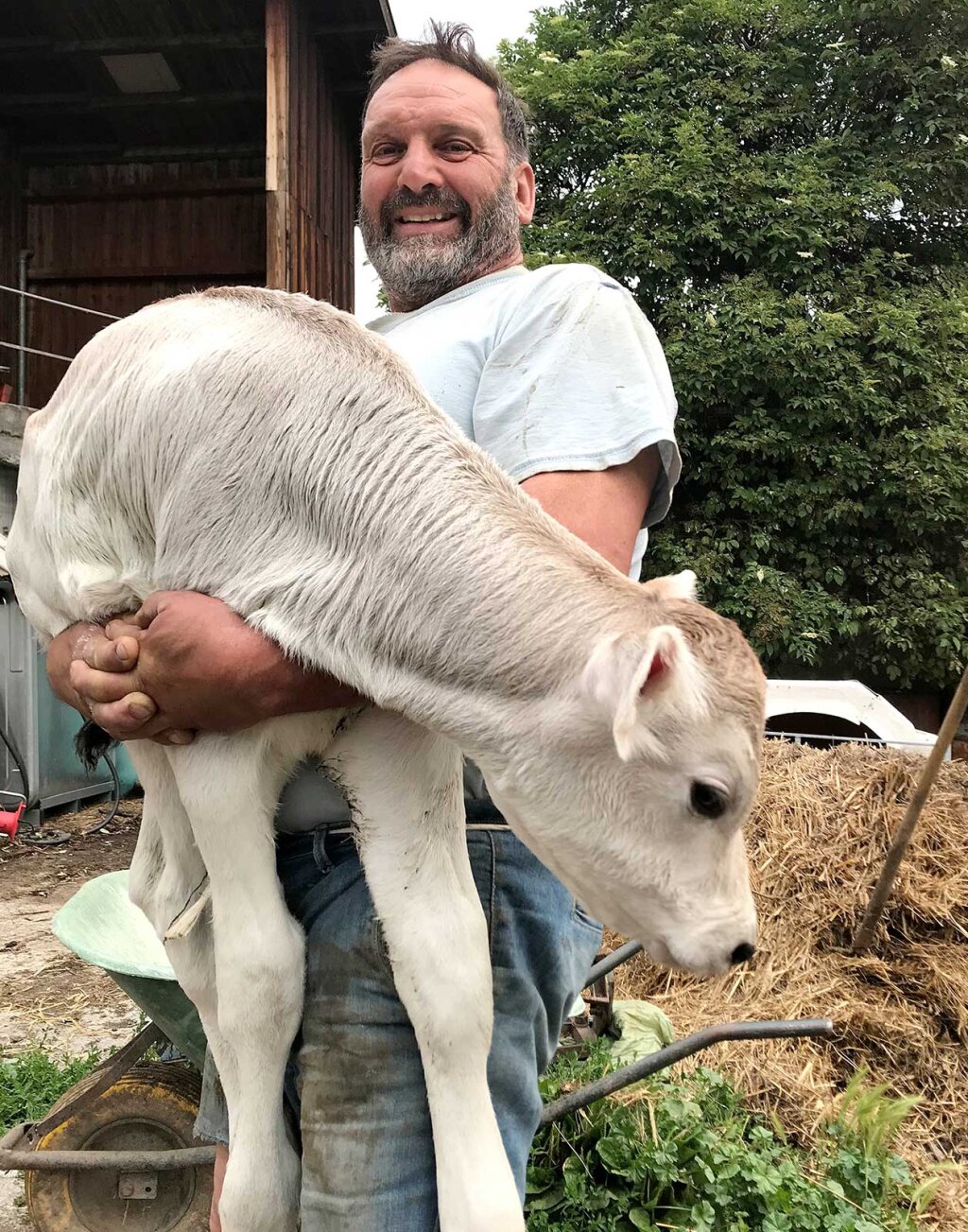 Markus Hafner hat sich als Viehzüchter einen Namen gemacht, kennt sich aber auch in Brüsseler EU-Belangen aus: „Ich kann politisch andere Impulse geben“, sagt er von sich. Foto: Privat