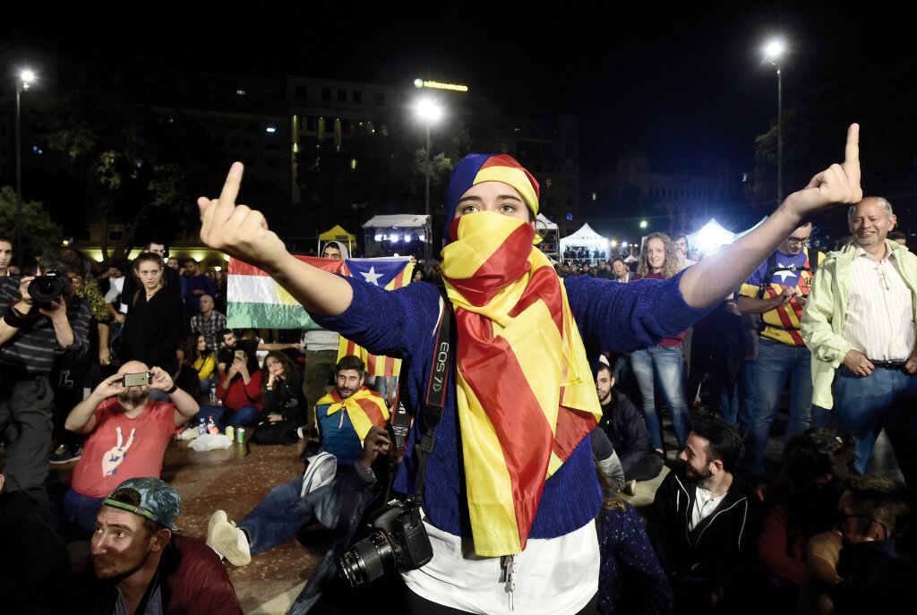 Die Separatisten in und außerhalb Kataloniens sehen im Referendum vom Sonntag ein „Zeitfenster“ für die Unabhängigkeitsbewegung. Spanien könnte den Konflikt noch steigern – zum Beispiel durch die Aberkennung der Autonomie. Foto: AFP/Jose Jordan
