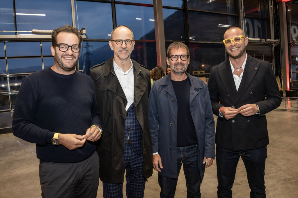 Michl Tschimben, IDM-Generaldirektor Erwin Hinteregger, Markus Weishaupt und Thomas Tschimben Foto: LiveStyle