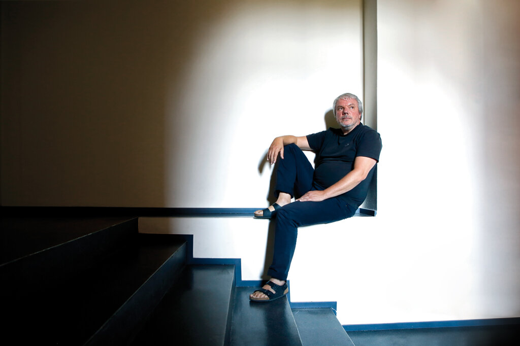 In die Ecke gedrängt: Für Paolo Valente ist Kritik an seiner Person eine Attacke auf die Caritas. Foto: Alexander Alber