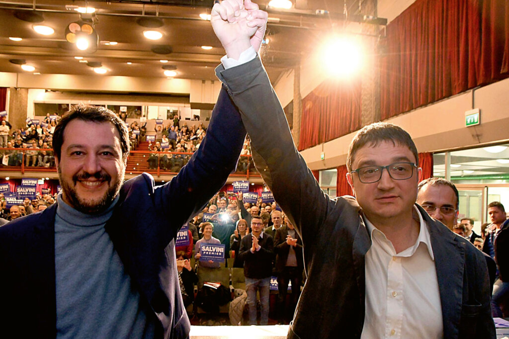 Der neue Trentiner Landeshauptmann und sein großer Mentor: Matteo Salvini und Maurizio Fugatti (rechts) bei einer Wahlkampfveranstaltung der Lega. Foto: Archiv