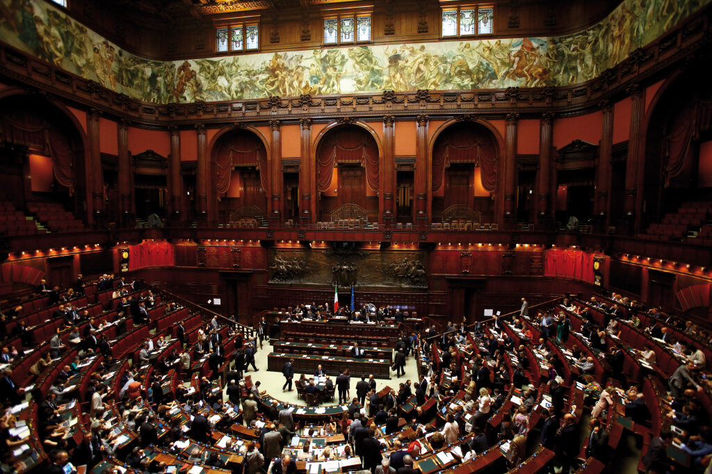 Im Frühjahr wird ein neues römisches Parlament gewählt: „Mit einem Kreuz wählst du alles.“ Foto: Alexander Alber