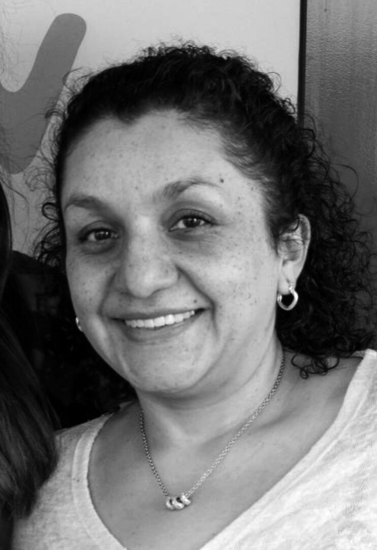 Gina Quiroz, gebürtige Kolumbianerin und Wahlboznerin, arbeitet seit 2010 für die Hilfsorganisation Volontarius an verschiedenen sozialen Brandherden. Für die Studie im Rahmen des Alba-Projekts hat sie einige der Interviews geführt. Foto: Privat