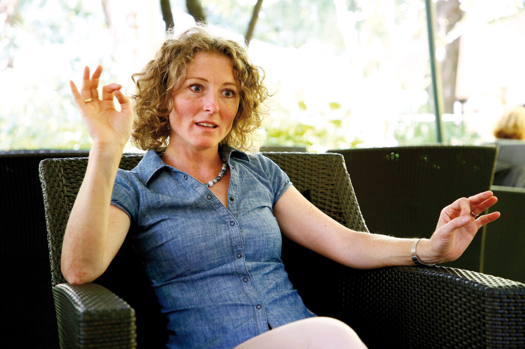 Brigitte Gritsch, Koordinatorin der Südtiroler Weltläden, über deren aktuelle Situation – im Vergleich zum Rest Italiens Foto: Alexander Alber