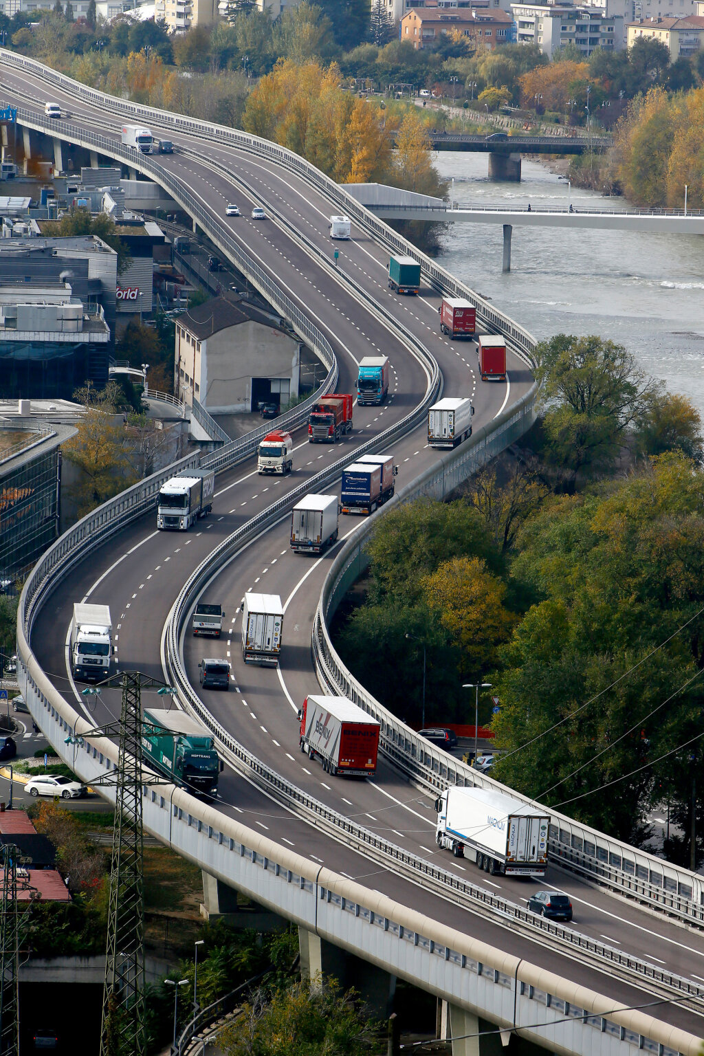 A22: Wer konkurriert um die Konzession der Autobahn? Foto: Alexander Alber